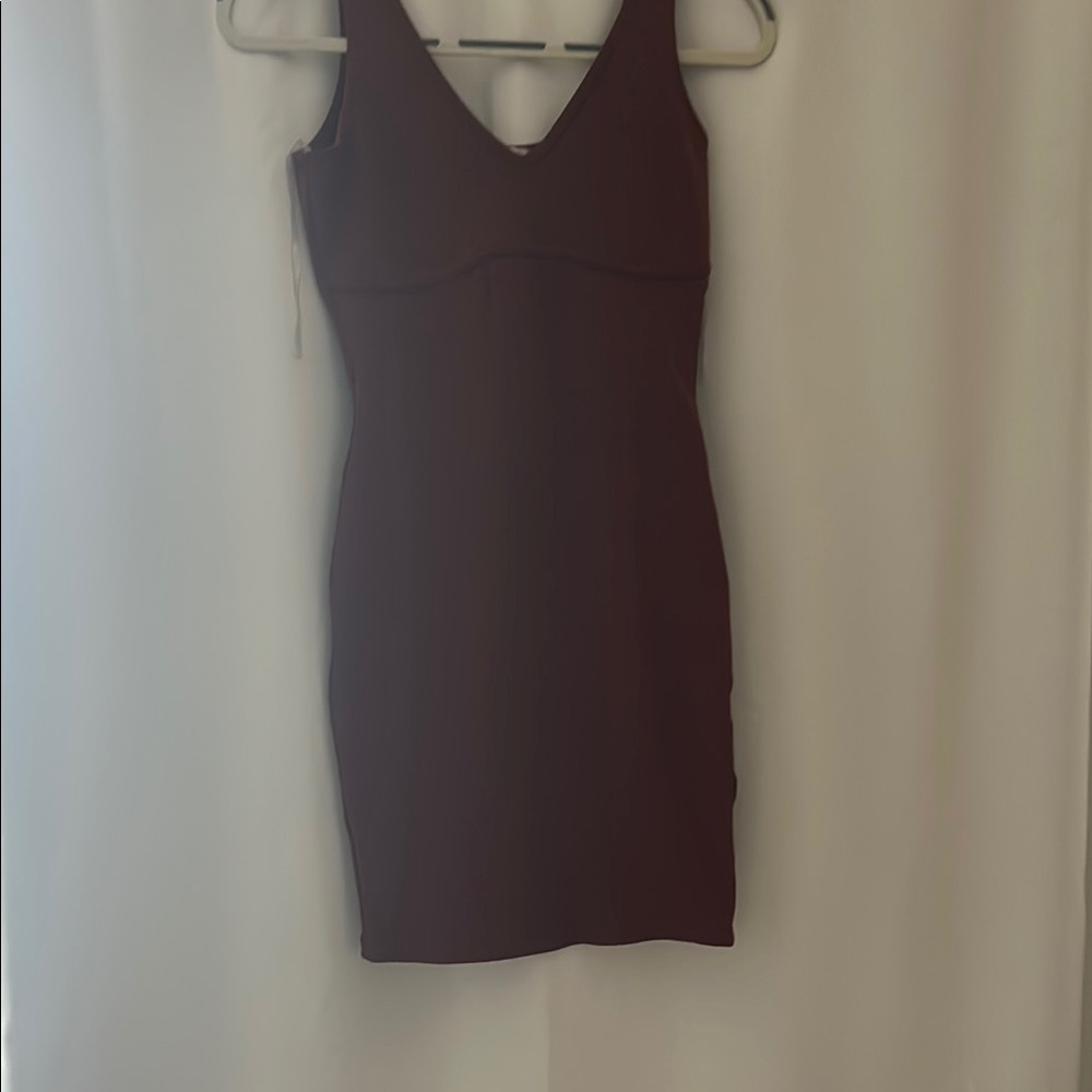 Chic Sleeveless Burgundy Mini Dress